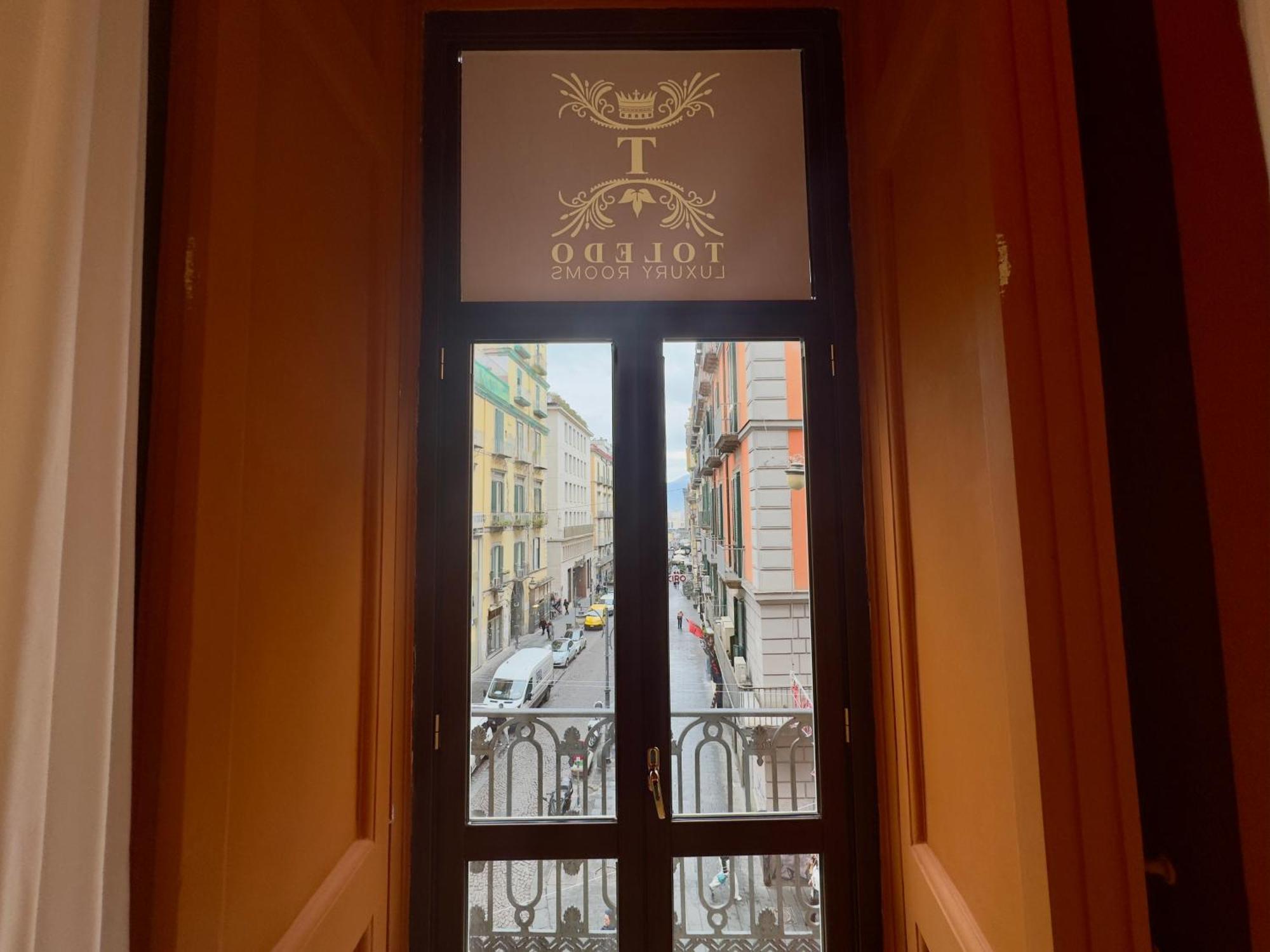 Toledo Luxury Rooms - Lr Collection Nápoly Kültér fotó