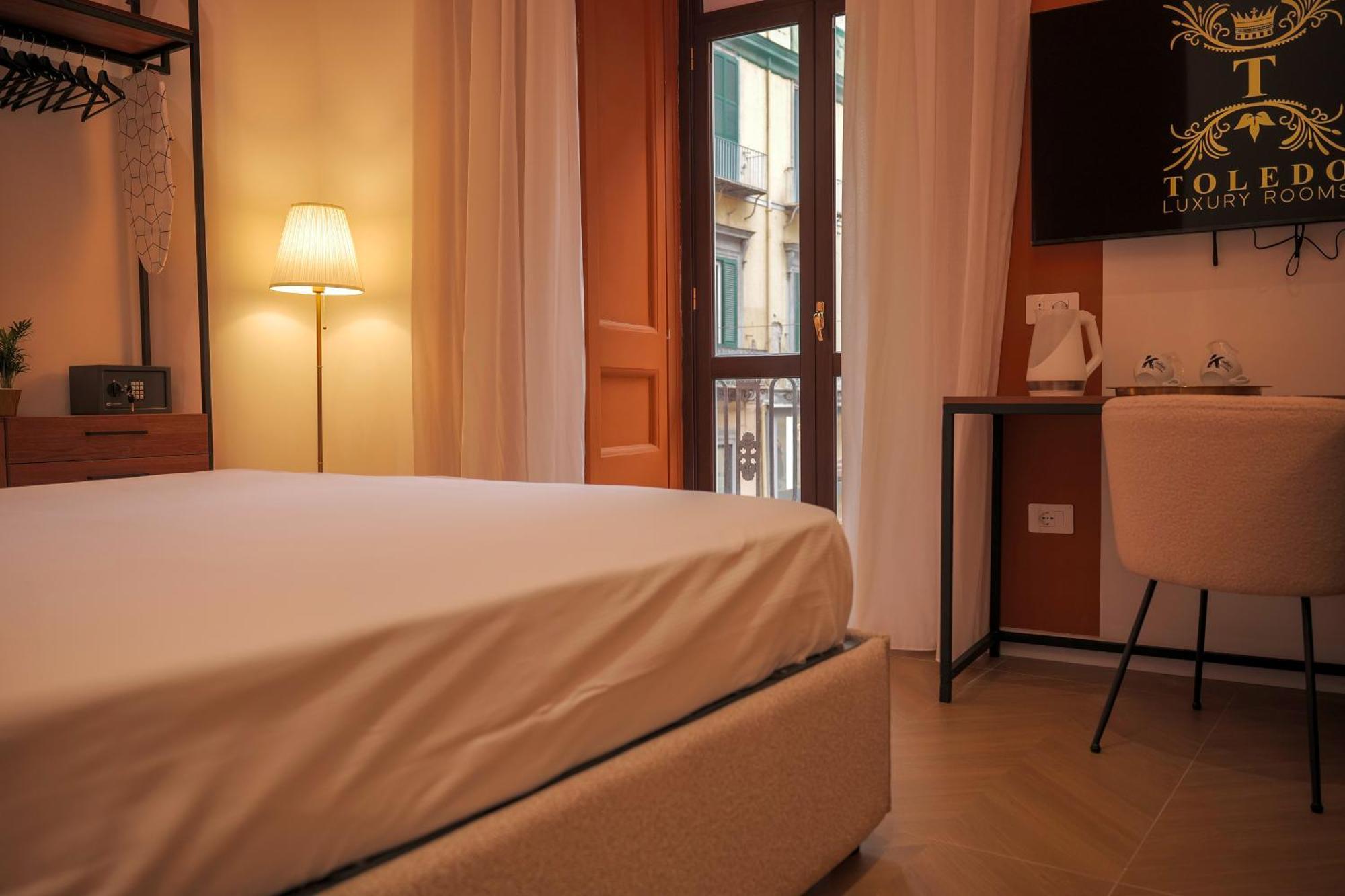 Toledo Luxury Rooms - Lr Collection Nápoly Kültér fotó