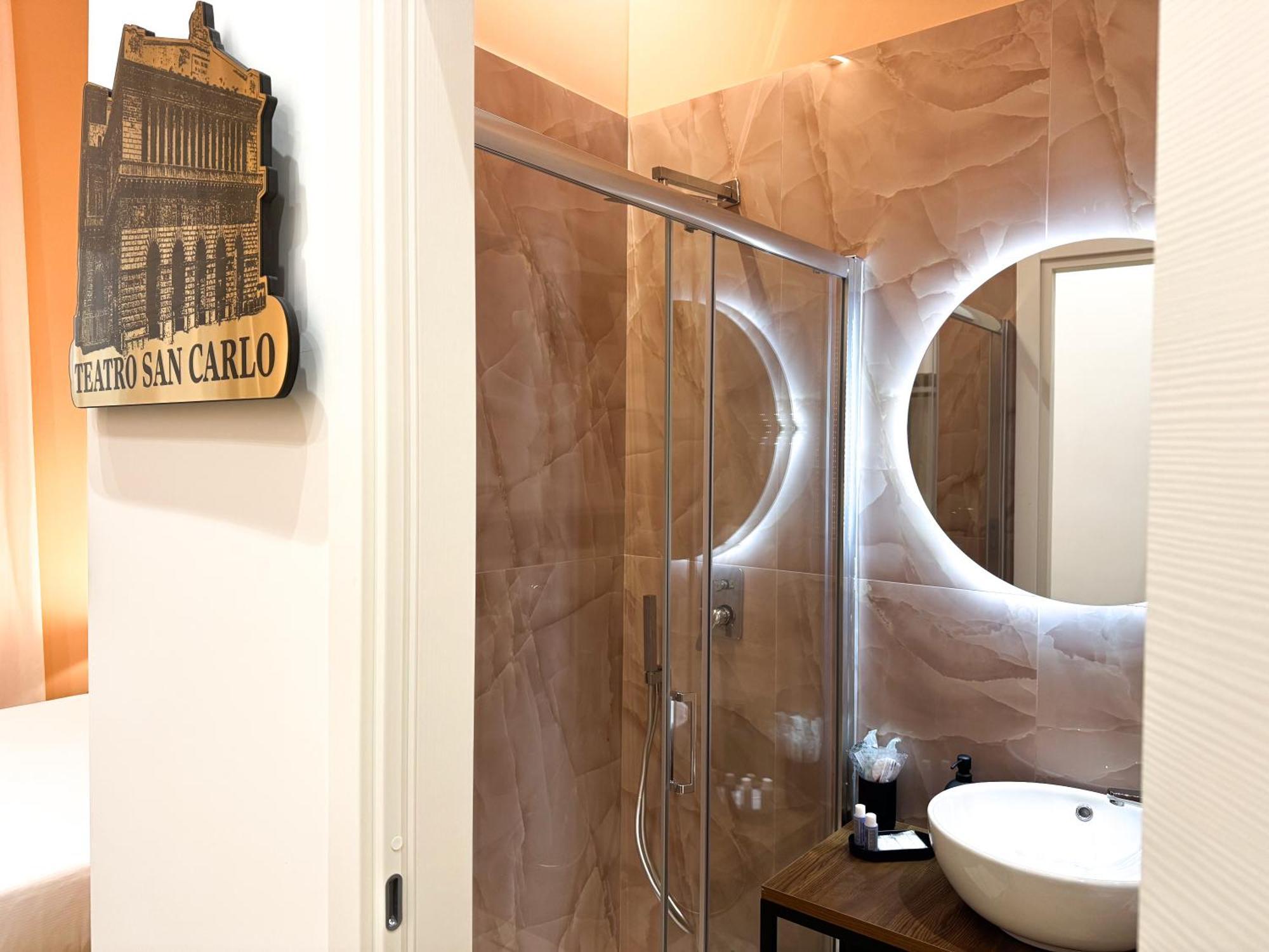 Toledo Luxury Rooms - Lr Collection Nápoly Kültér fotó
